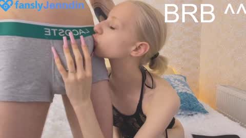 Jennis and OliverPvt is open online show from 02/21/25, 03:54