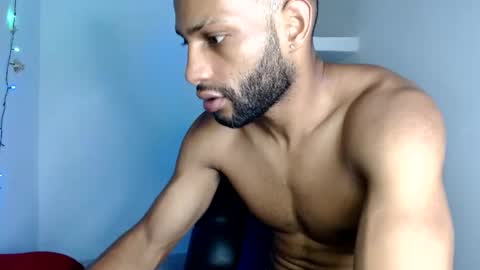 Snapshot of sexseason777 chatting on 03/29/26, 06:52 STIIV G online show from 03/29/26, 06:52