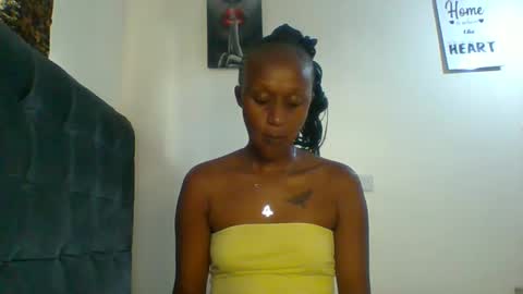 Snapshot of sexsy_sally chatting on 12/11/24, 10:47 sexsysally online show from 12/11/24, 10:47