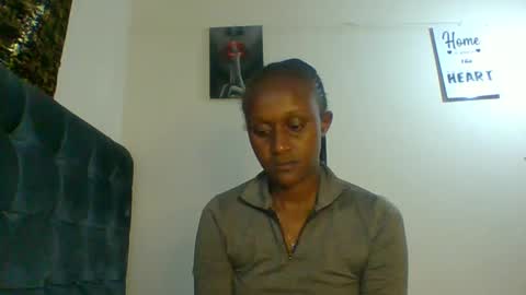 Snapshot of sexsy_sally chatting on 12/28/24, 06:29 sexsysally online show from 12/28/24, 06:29