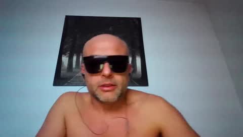 Snapshot of sextacy1925 chatting on 10/26/25, 06:03 sextacy1925 online show from 10/26/25, 06:03