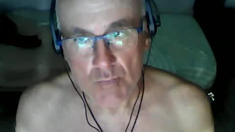 Snapshot of sexting4woman chatting on 06/21/26, 11:51 sexting4woman online show from 06/21/26, 11:51