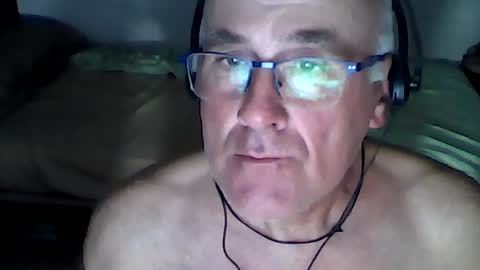 Snapshot of sexting4woman chatting on 07/24/26, 02:31 sexting4woman online show from 07/24/26, 02:31