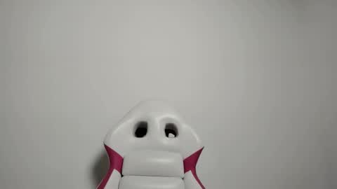 Snapshot of sexual_addiction chatting on 01/16/25, 12:23 SARA    online show from 01/16/25, 12:23