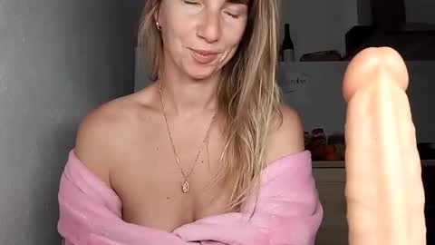 Verona online show from 05/29/26, 02:53