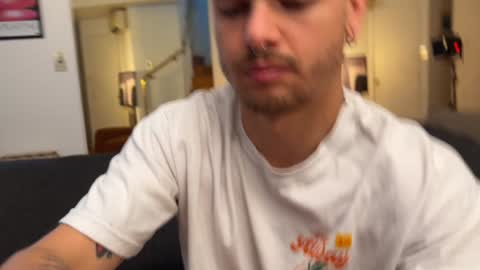 Andrea online show from 12/18/25, 01:11