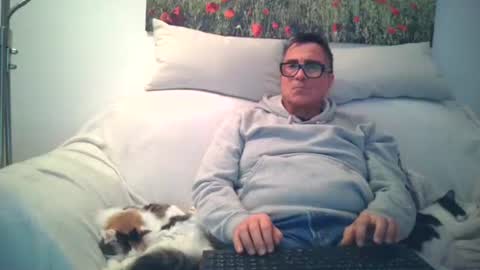 Snapshot of sexurbation chatting on 12/25/24, 03:06 Sexurbation online show from 12/25/24, 03:06