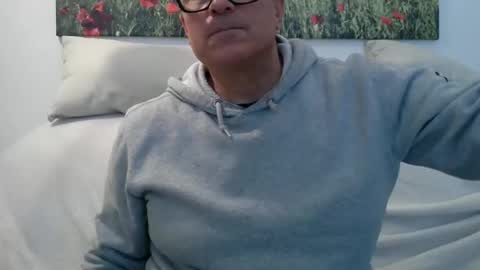 Snapshot of sexurbation chatting on 01/06/25, 01:41 Sexurbation online show from 01/06/25, 01:41