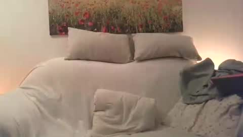 Snapshot of sexurbation chatting on 01/15/25, 10:35 Sexurbation online show from 01/15/25, 10:35