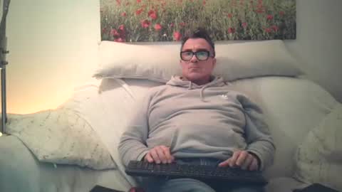 Snapshot of sexurbation chatting on 03/09/25, 07:59 Sexurbation online show from 03/09/25, 07:59