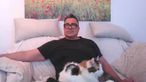 Snapshot of sexurbation chatting on 09/14/25, 04:39 Sexurbation online show from 09/14/25, 04:39