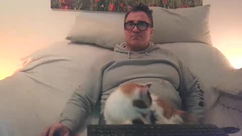 Sexurbation online show from 12/15/25, 07:51