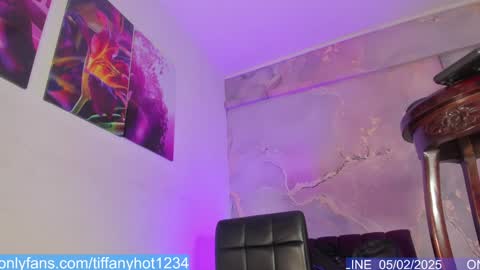 Tifanny Benitez  online show from 02/05/25, 08:46