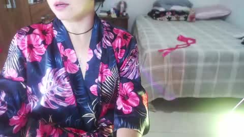 Snapshot of sexwwoman chatting on 04/30/26, 08:15 CHIARA online show from 04/30/26, 08:15