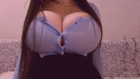 Snapshot of sexxgirlboy chatting on 03/29/26, 09:53 Julia online show from 03/29/26, 09:53