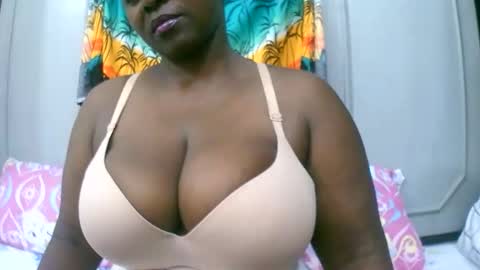 sexxi_ebony online show from 11/12/25, 12:11