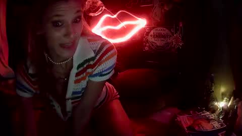 Leeah CloudZzz online show from 11/10/25, 04:17