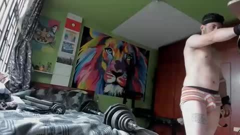 Snapshot of sexxmann77 chatting on 10/15/25, 06:30 sexmann77 online show from 10/15/25, 06:30