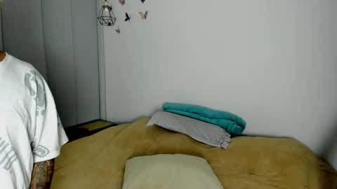 David y Sammy online show from 02/27/25, 02:21