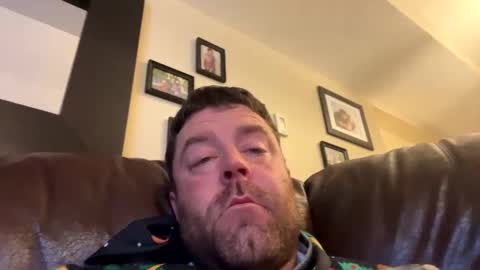 Snapshot of sexxxxycouple604 chatting on 03/09/25, 01:37 Big uncut hunk online show from 03/09/25, 01:37