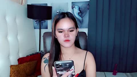 sexxxy_caroline online show from 02/12/25, 12:33