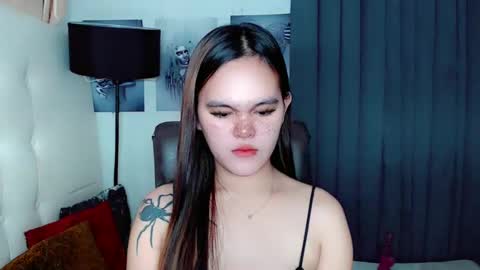 sexxxy_caroline online show from 02/15/25, 08:33