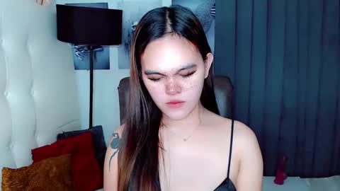 sexxxy_caroline online show from 02/16/25, 09:04