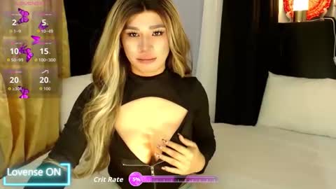 Snapshot of sexxxy_phoenix chatting on 04/19/26, 10:12 sexxxy_phoenix online show from 04/19/26, 10:12