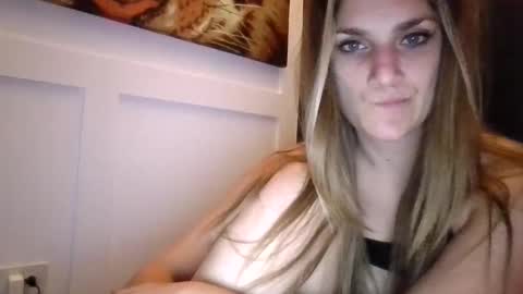 sexxxyvibes online show from 10/18/25, 07:09