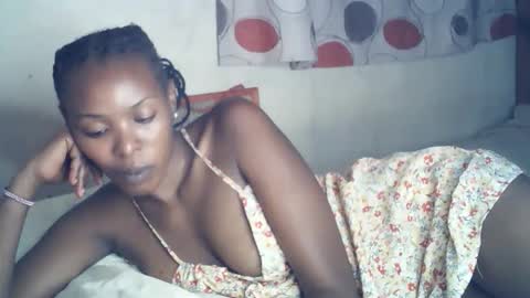 sexxy_curvy23 online show from 01/07/26, 02:30