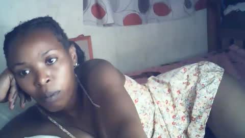 Snapshot of sexxy_curvy23 chatting on 01/17/26, 06:33 sexxy_curvy23 online show from 01/17/26, 06:33