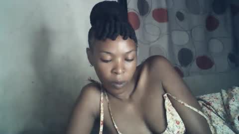 Snapshot of sexxy_curvy23 chatting on 02/08/26, 02:48 sexxy_curvy23 online show from 02/08/26, 02:48