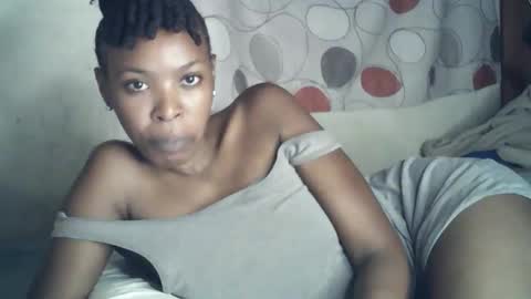 Snapshot of sexxy_curvy23 chatting on 02/14/26, 05:26 sexxy_curvy23 online show from 02/14/26, 05:26