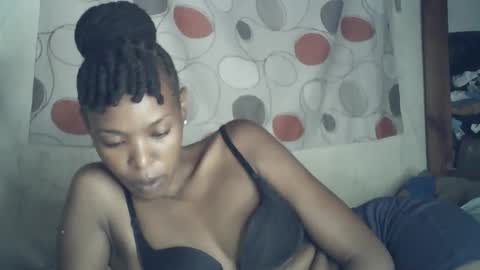 Snapshot of sexxy_curvy23 chatting on 02/17/26, 03:36 sexxy_curvy23 online show from 02/17/26, 03:36