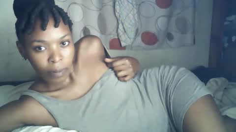 Snapshot of sexxy_curvy23 chatting on 02/20/26, 04:09 sexxy_curvy23 online show from 02/20/26, 04:09