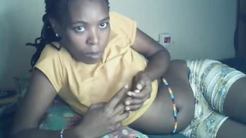 sexxy_curvy23 online show from 06/03/26, 12:24