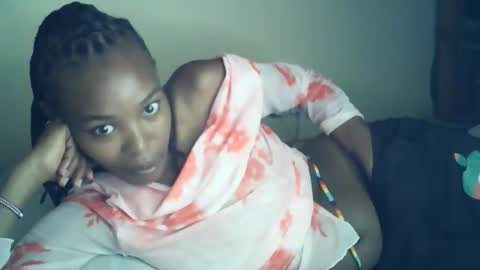 sexxy_curvy23 online show from 06/05/26, 04:08