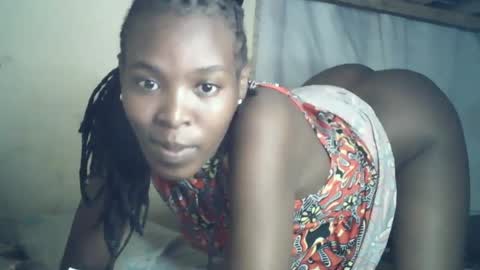 sexxy_curvy23 online show from 06/12/26, 07:13