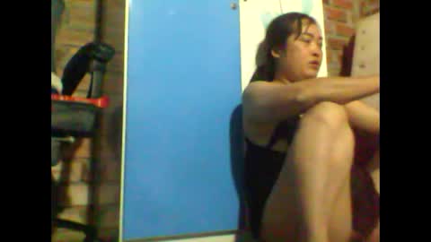 sexxy_love2k online show from 10/16/25, 02:45