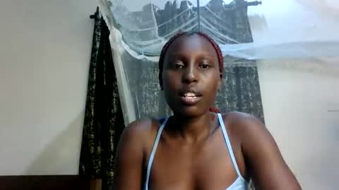 Snapshot of sexxy_melmine chatting on 05/12/26, 11:02 Dolly online show from 05/12/26, 11:02