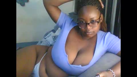 Snapshot of sexxy_mish chatting on 05/04/26, 05:03 sexxy_mish online show from 05/04/26, 05:03