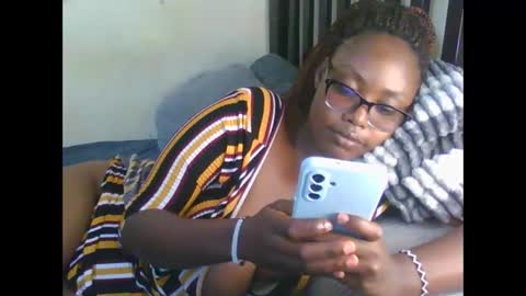 Snapshot of sexxy_mish chatting on 05/28/26, 06:54 sexxy_mish online show from 05/28/26, 06:54