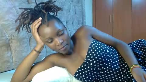 Snapshot of sexxy_santa chatting on 12/06/24, 06:28 Santa online show from 12/06/24, 06:28