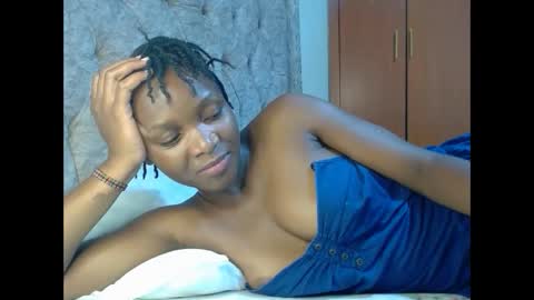 Snapshot of sexxy_santa chatting on 03/04/25, 11:32 Santa online show from 03/04/25, 11:32