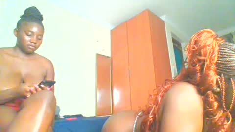Snapshot of sexxy_thick_ebony chatting on 06/27/26, 12:22 Sweet doll online show from 06/27/26, 12:22