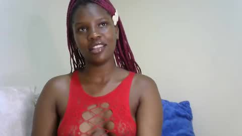 Snapshot of sexxy_zarah chatting on 12/21/25, 04:41 sexxy_zarah online show from 12/21/25, 04:41
