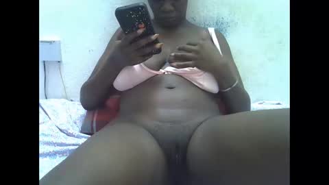 Snapshot of sexxyboob2 chatting on 02/09/26, 12:47 sexxyboob2 online show from 02/09/26, 12:47