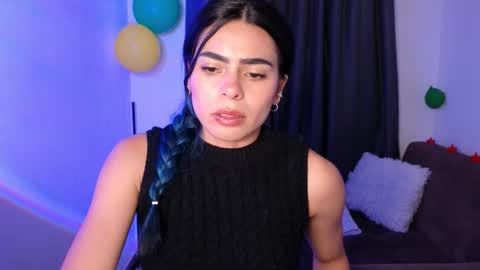 Snapshot of sexxylady__ chatting on 03/04/26, 12:05 Angie online show from 03/04/26, 12:05