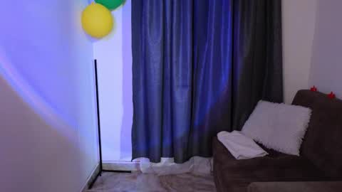 Snapshot of sexxylady__ chatting on 03/05/26, 11:56 Angie online show from 03/05/26, 11:56