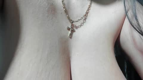 Snapshot of sexxymeriemm chatting on 09/17/25, 05:25 sexxymeriemm online show from 09/17/25, 05:25